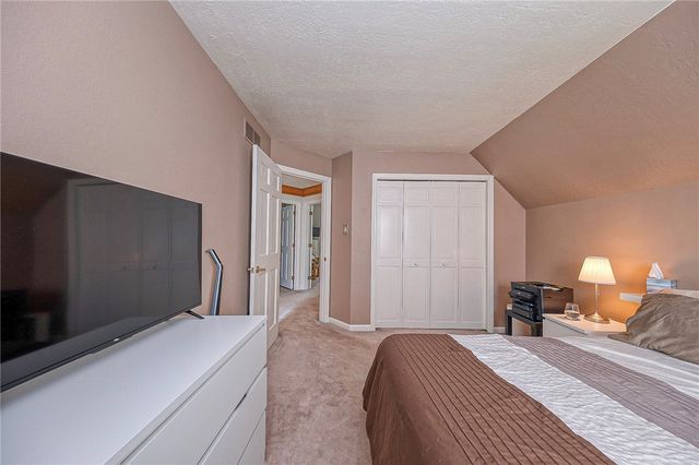 114 Northbrook Dr, Pine Twp, PA 15044