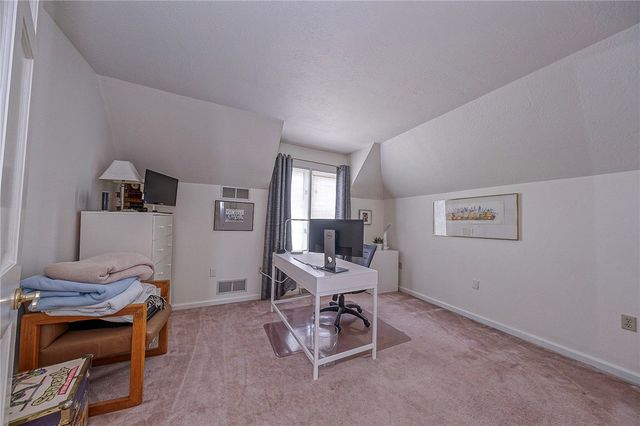 114 Northbrook Dr, Pine Twp, PA 15044