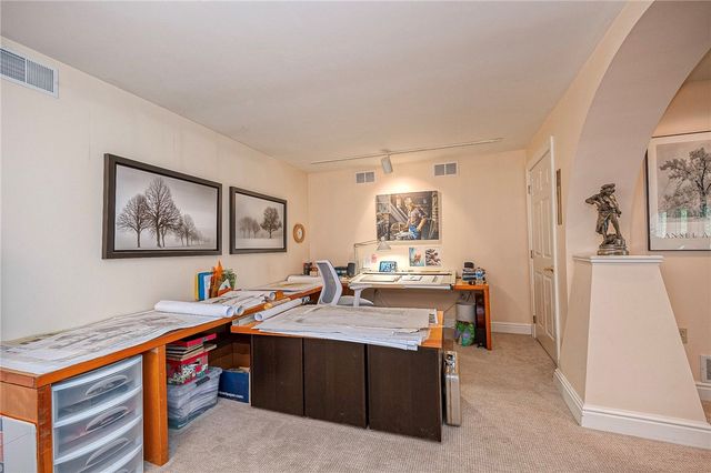 114 Northbrook Dr, Pine Twp, PA 15044