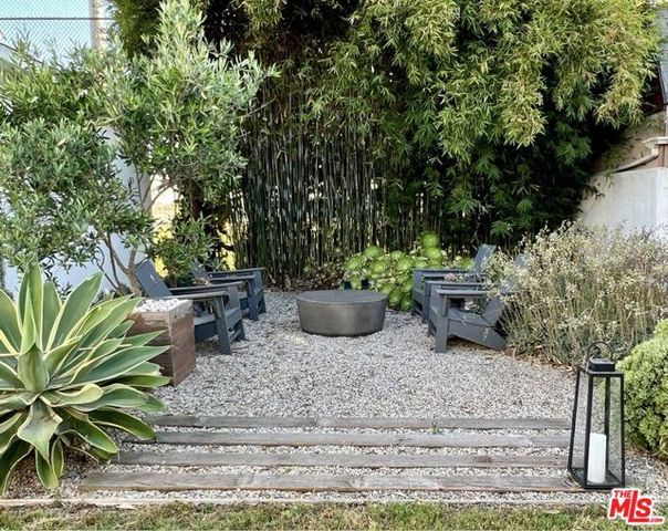 3865 Lyceum Avenue, Los Angeles, CA 90066