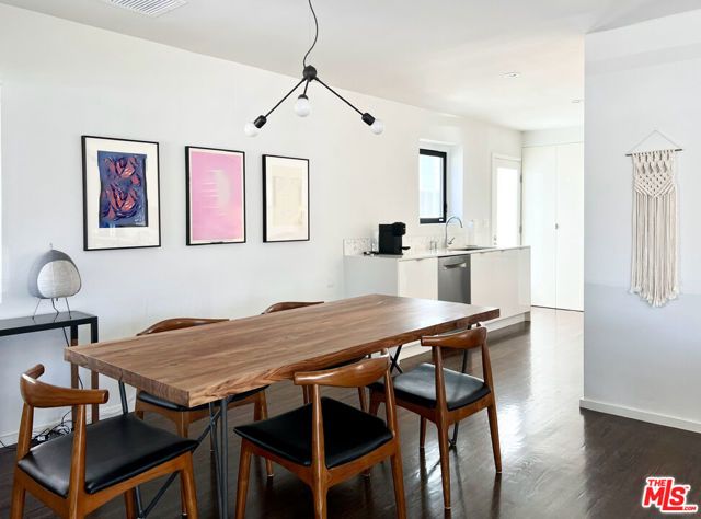 3865 Lyceum Avenue, Los Angeles, CA 90066