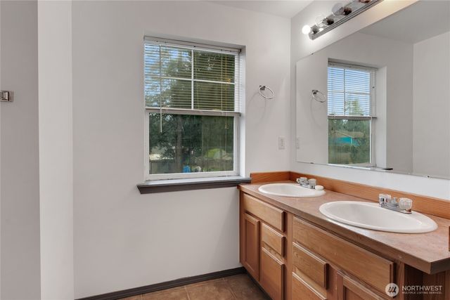 20121 115th Street E, Bonney Lake, WA 98391