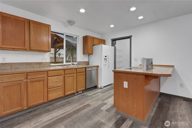 20121 115th Street E, Bonney Lake, WA 98391