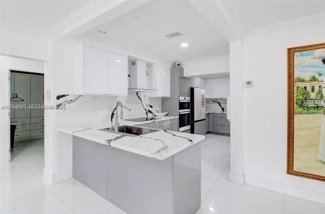 1470 SW 73rd Pl, Miami, FL 33144