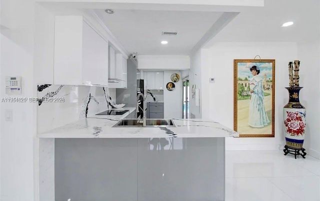 1470 SW 73rd Pl, Miami, FL 33144