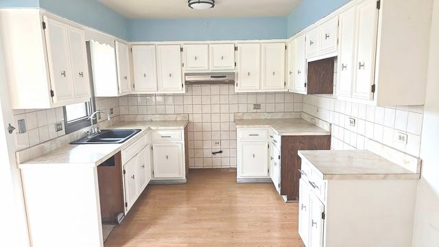 8543 Carriage Lane, Tinley Park, IL 60487