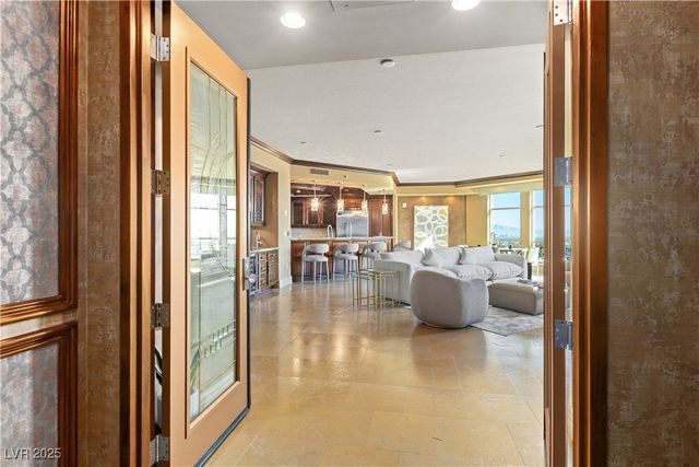 9103 Alta Drive 602, Las Vegas, NV 89145