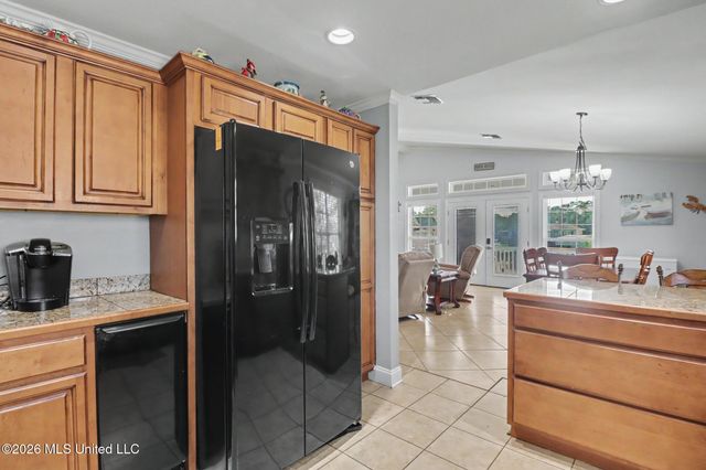 6215 Shawnee Street, Kiln, MS 39556