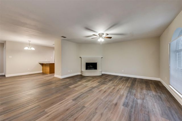 548 Asbury Drive, Saginaw, TX 76179