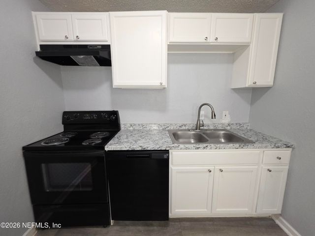 4910 WALCOTT Avenue, Jacksonville, FL 32209