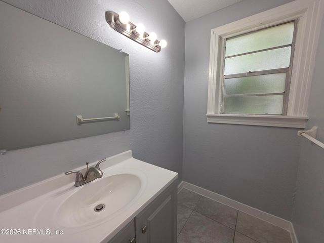 4910 WALCOTT Avenue, Jacksonville, FL 32209