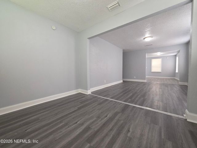 4910 WALCOTT Avenue, Jacksonville, FL 32209