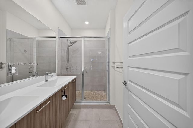4745 NW 83rd Parkway, Doral, FL 33166