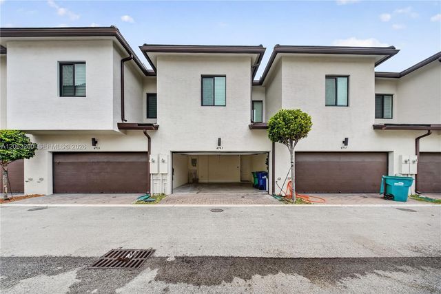 4745 NW 83rd Parkway, Doral, FL 33166
