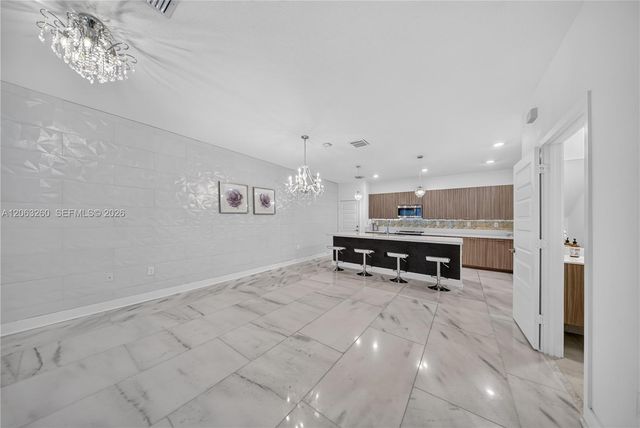4745 NW 83rd Parkway, Doral, FL 33166