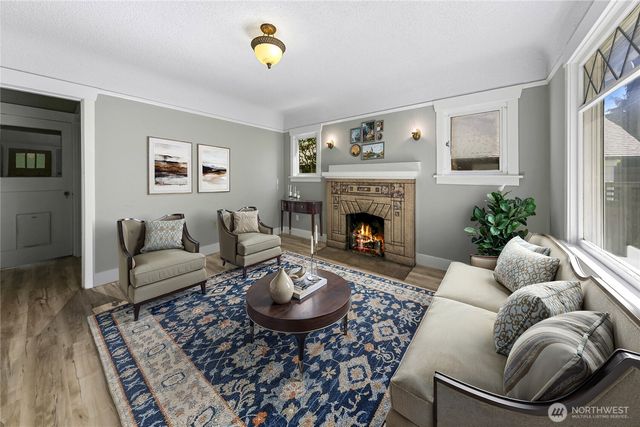 7146 35th Avenue SW, Seattle, WA 98126