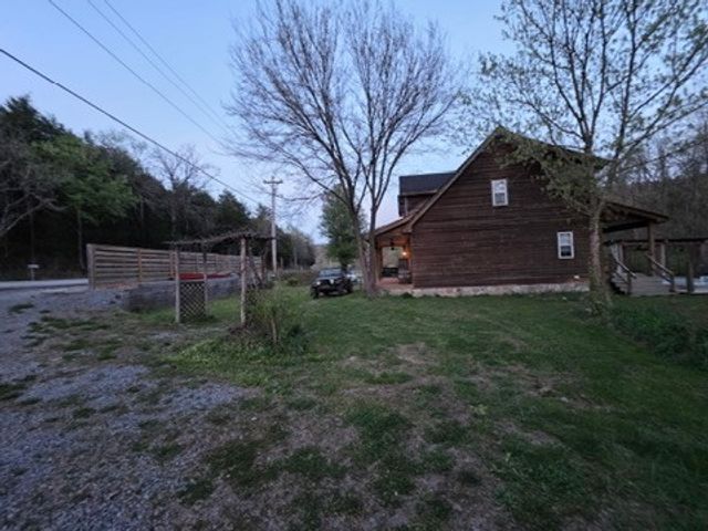 8216 Gassaway Rd, Woodbury, TN 37190