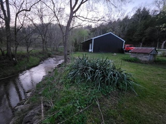 8216 Gassaway Rd, Woodbury, TN 37190
