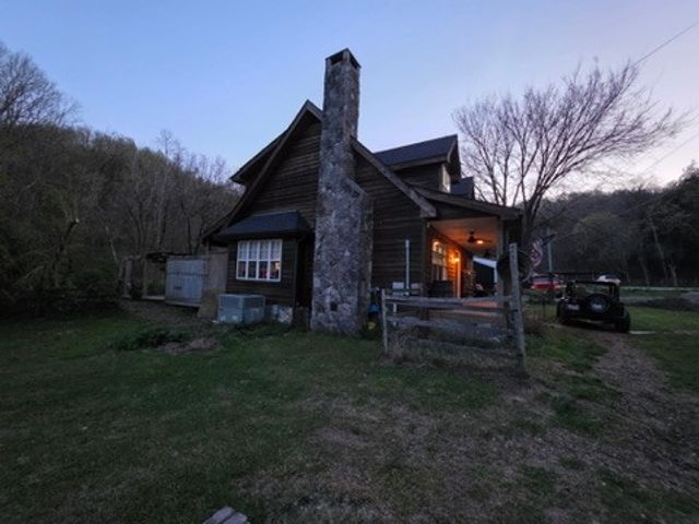 8216 Gassaway Rd, Woodbury, TN 37190