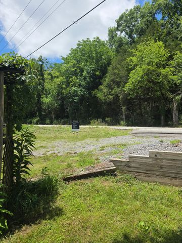 8216 Gassaway Rd, Woodbury, TN 37190