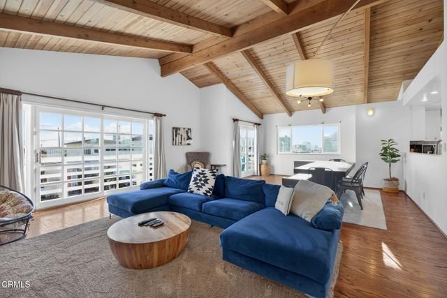 137 Santa Monica Avenue, Oxnard, CA 93035