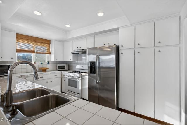 137 Santa Monica Avenue, Oxnard, CA 93035