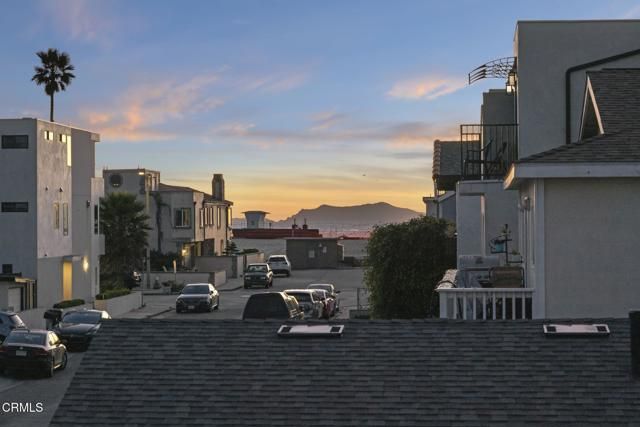 137 Santa Monica Avenue, Oxnard, CA 93035