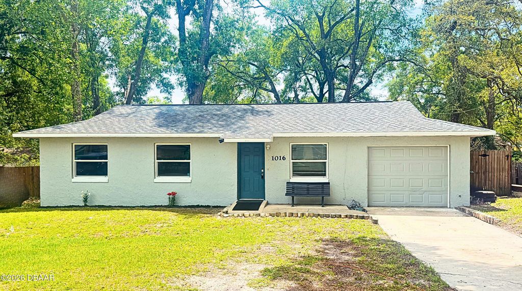 1016 Greenwood Avenue, Orange City, FL 32763