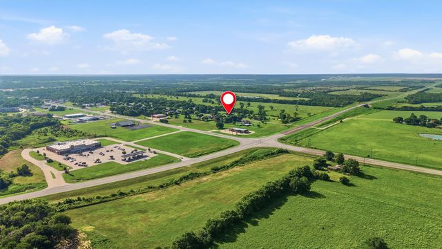 522 Preston Drive, Pottsboro, TX 75076
