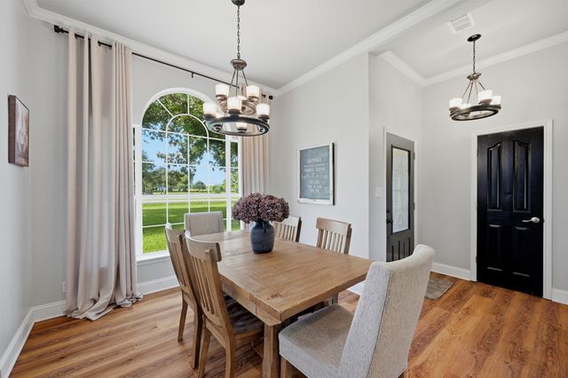 522 Preston Drive, Pottsboro, TX 75076