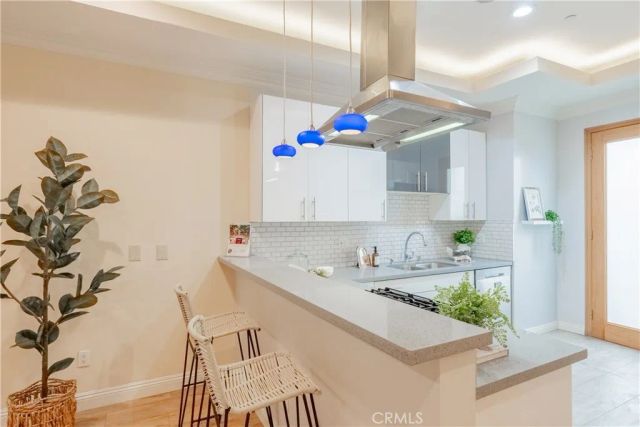 216 N Buena Vista Street 113, Burbank, CA 91505