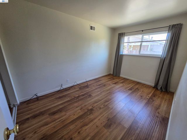 7601 Redbud Ct, Newark, CA 94560