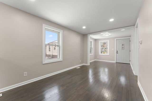 1007 Moss Street, Hammond, IN 46320