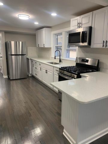 1007 Moss Street, Hammond, IN 46320