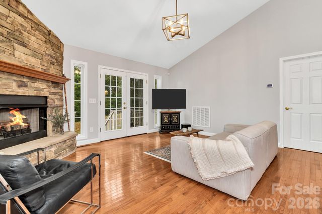 283 Blake Drive, Canton, NC 28716