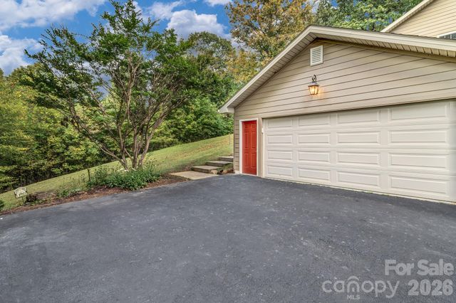 283 Blake Drive, Canton, NC 28716