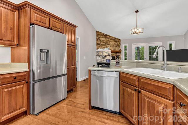 283 Blake Drive, Canton, NC 28716