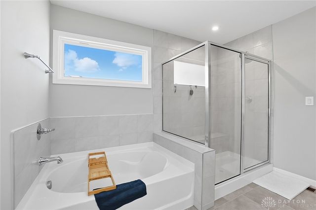 2054 Prestwick Bend, Miamisburg, OH 45342