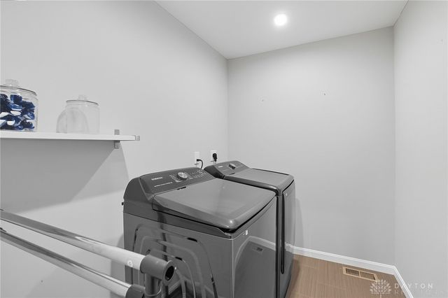 2054 Prestwick Bend, Miamisburg, OH 45342