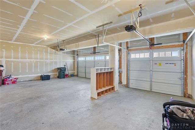 2054 Prestwick Bend, Miamisburg, OH 45342