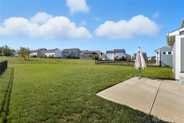 2054 Prestwick Bend, Miamisburg, OH 45342