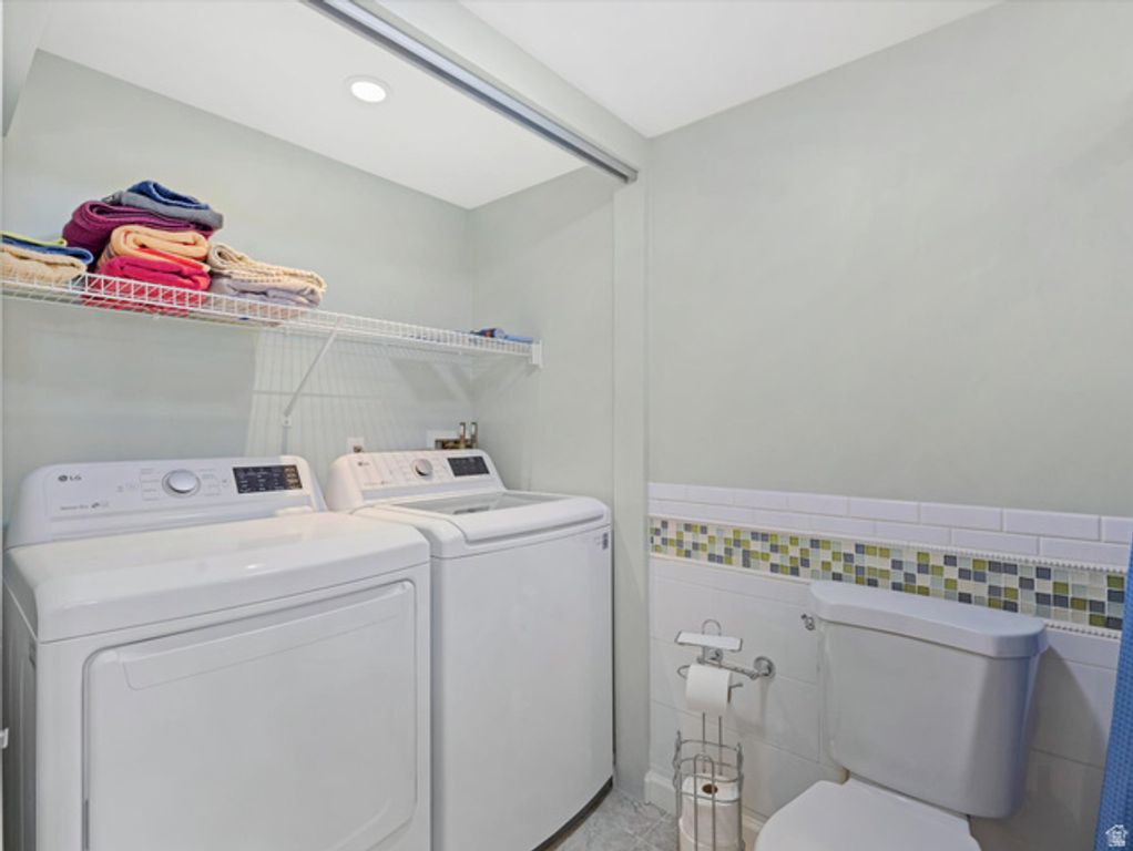 Image 21 of property listing at 718 E EMERSON AVE, Salt Lake City, UT 84105