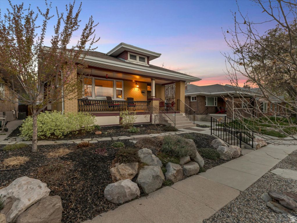 Image 34 of property listing at 718 E EMERSON AVE, Salt Lake City, UT 84105