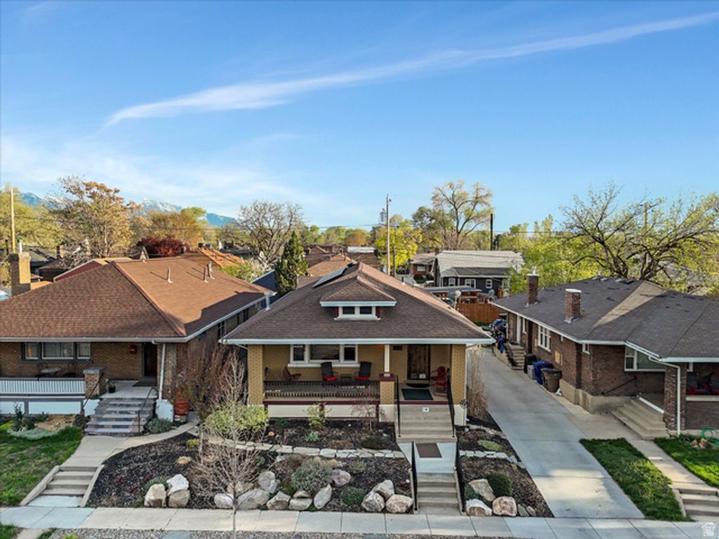 Image 38 of property listing at 718 E EMERSON AVE, Salt Lake City, UT 84105