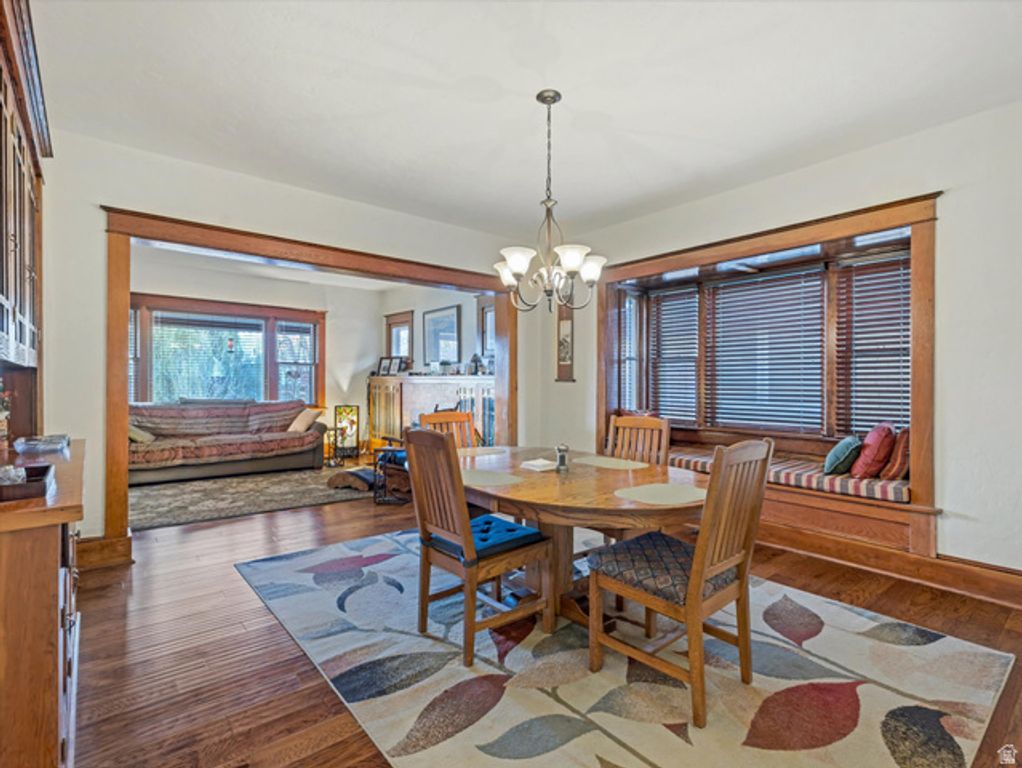 Image 9 of property listing at 718 E EMERSON AVE, Salt Lake City, UT 84105