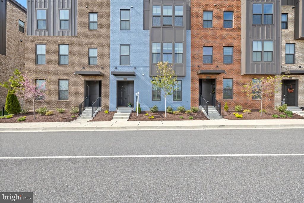 10124-A AMERICAN PHAROAH LN #43, Laurel, MD 20723