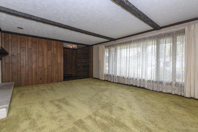 W160N8462 Donald COURT, Menomonee Falls, WI 53051