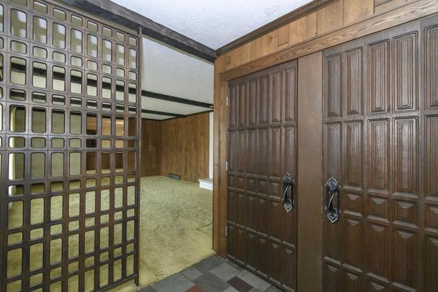 W160N8462 Donald COURT, Menomonee Falls, WI 53051