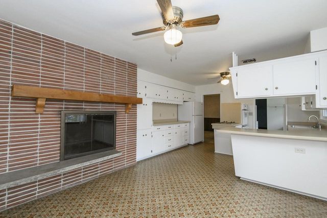 W160N8462 Donald COURT, Menomonee Falls, WI 53051