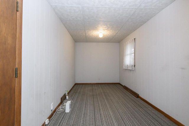 W160N8462 Donald COURT, Menomonee Falls, WI 53051